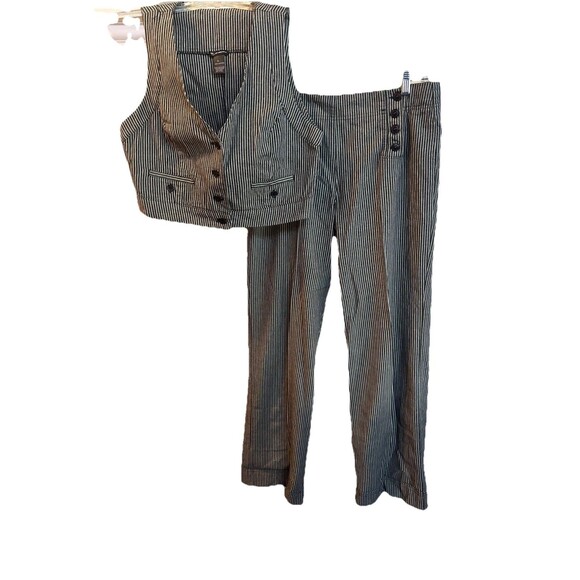New Directions VTG Zoot Navy White Pinstripe 2pc Vest Pants Suit Wide Leg Sz 12 - Picture 1 of 6